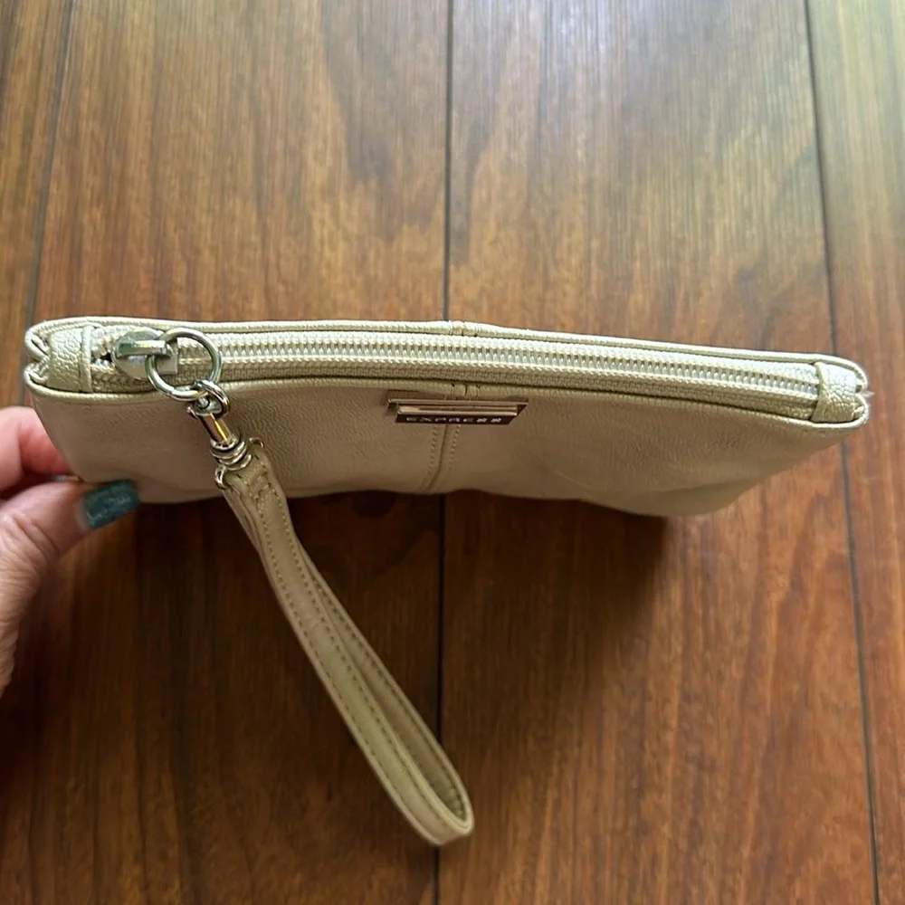 🟡🟡NWOT Express Makeup/Accessory Bag🟡🟡